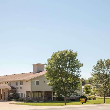 Super 8 By Wyndham Cresco Ia Exterior foto